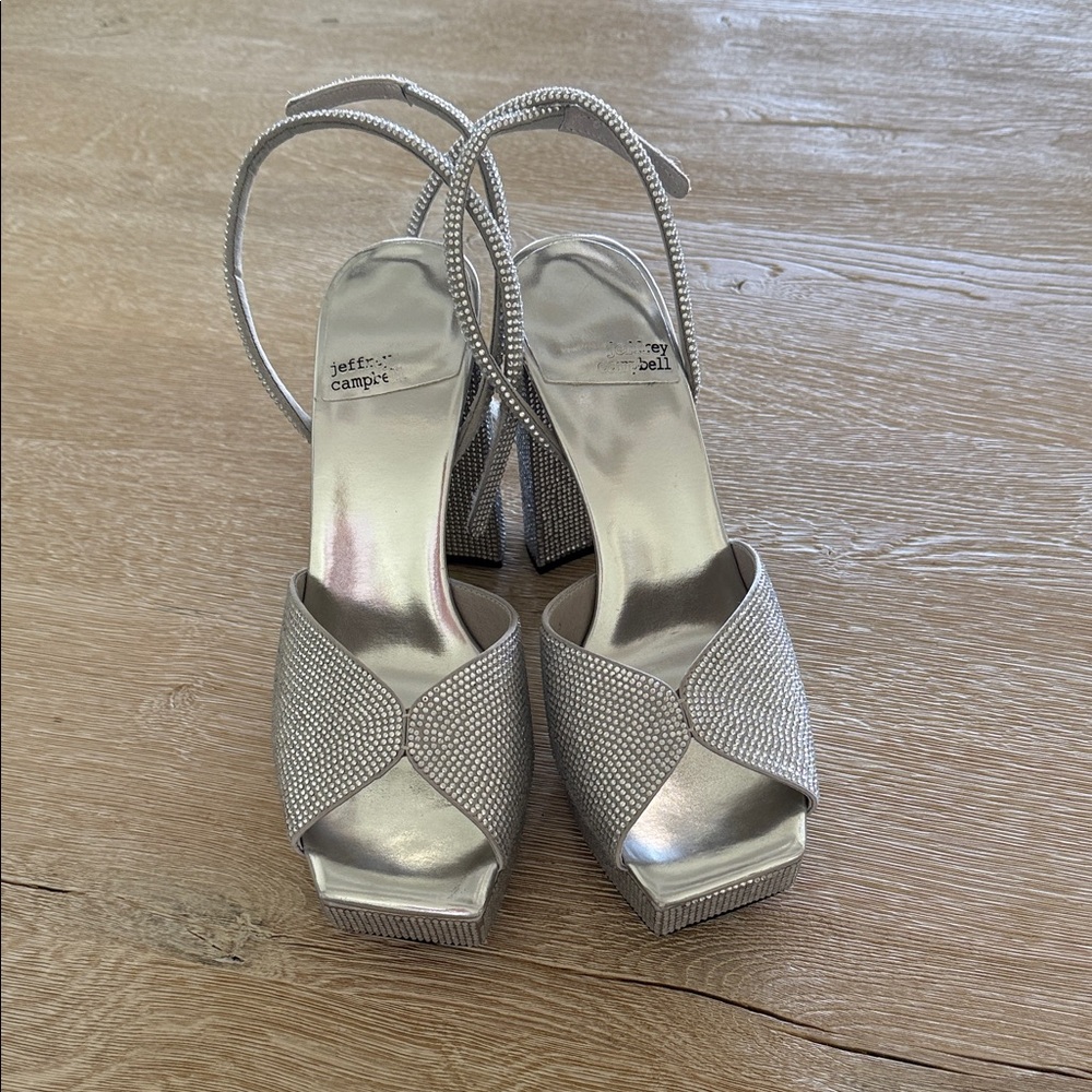 Jeffrey Campbell Metallic Silver Platform Sandals glitters silver